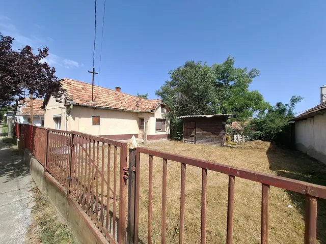 Eladó telek Hajdúszoboszló, fertő 311 nm
