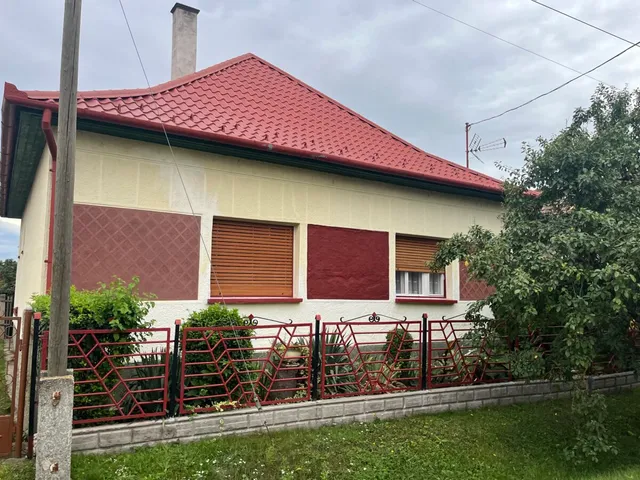 Eladó ház Nádudvar 105 nm