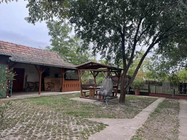 Eladó ház Nádudvar 80 nm