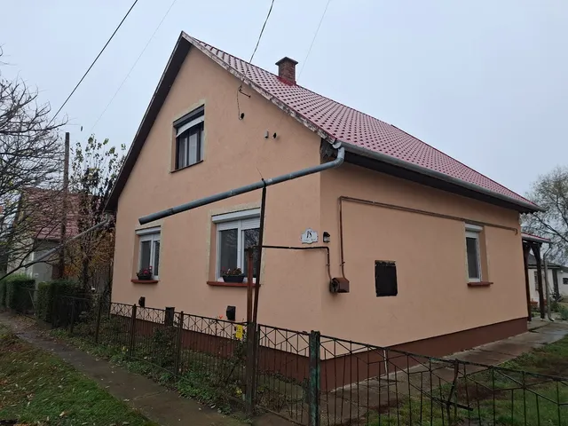 Eladó ház Nádudvar 75 nm