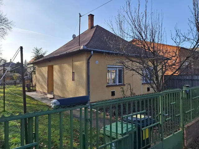 Eladó ház Hajdúszoboszló, Kisfaludy 70 nm