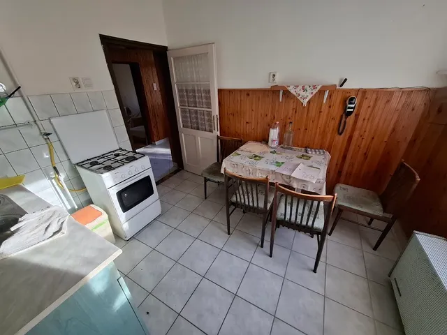 Eladó ház Hajdúszoboszló, Kisfaludy 70 nm