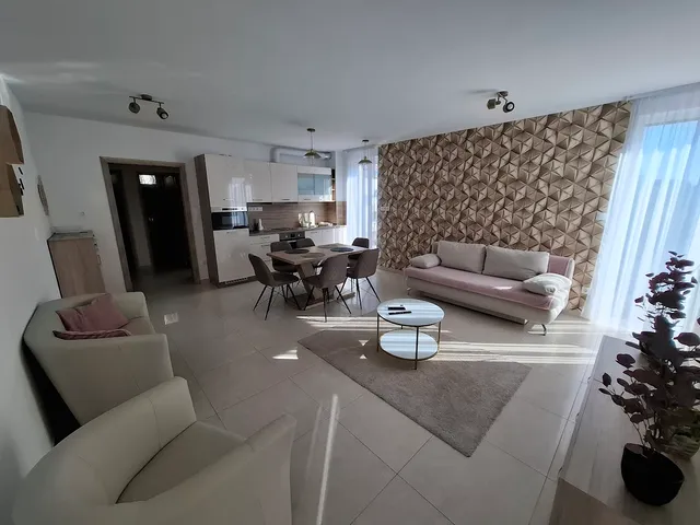 Kiadó lakás Hajdúszoboszló, jókai sor 50 nm