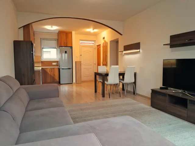 Eladó lakás Debrecen, Egyetemváros 68 nm