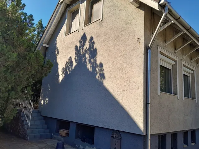 Eladó ház Debrecen, Szabadságtelep 210 nm