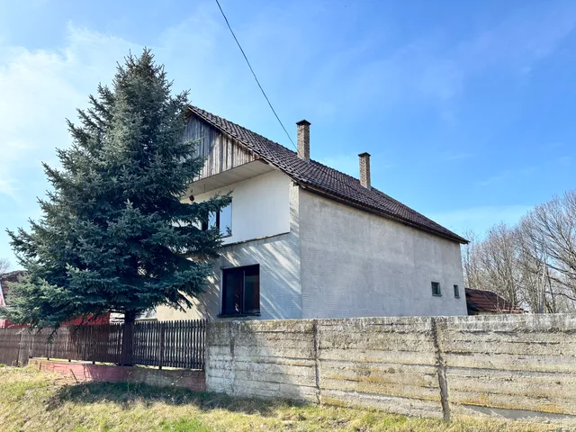 Eladó ház Szentpéterszeg 120 nm