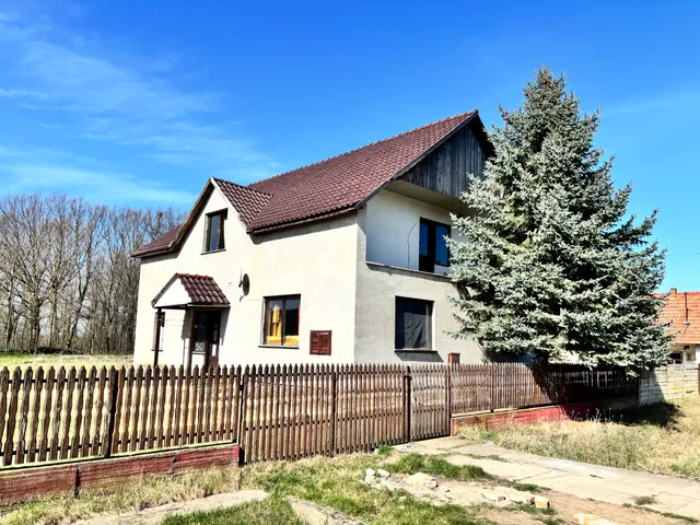 Eladó ház Szentpéterszeg 120 nm