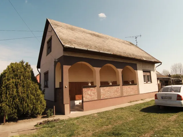 Eladó ház Hajdúsámson 100 nm