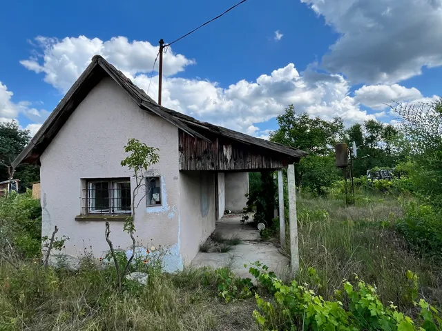 Eladó telek Bocskaikert 1200 nm
