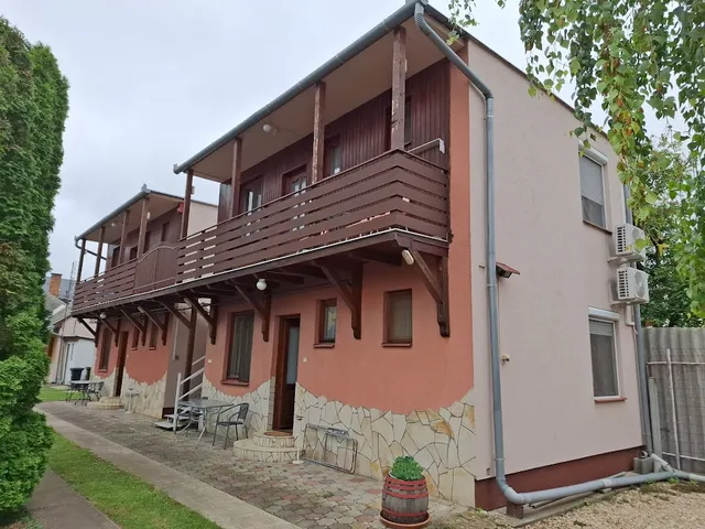 Eladó ház Hajdúszoboszló 235 nm