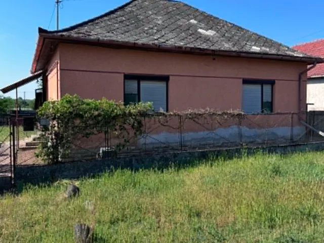 Eladó ház Sáránd 65 nm