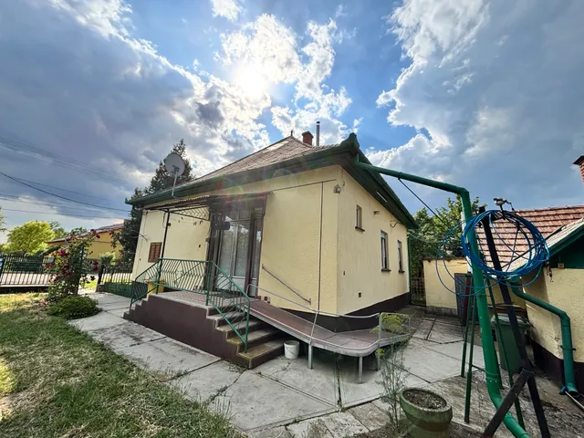 Eladó ház Nádudvar 64 nm