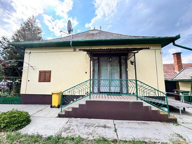 Eladó ház Nádudvar 64 nm