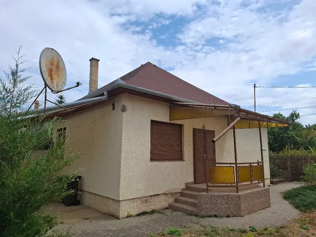 Eladó ház Hajdúszoboszló 100 nm