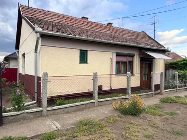 Eladó ház Sáránd 61 nm
