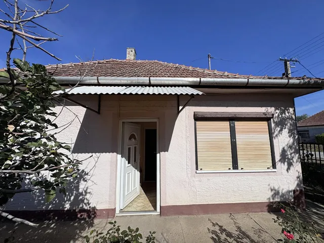 Eladó ház Berettyóújfalu 64 nm
