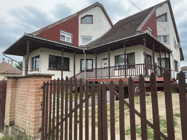 Eladó ház Prügy 190 nm