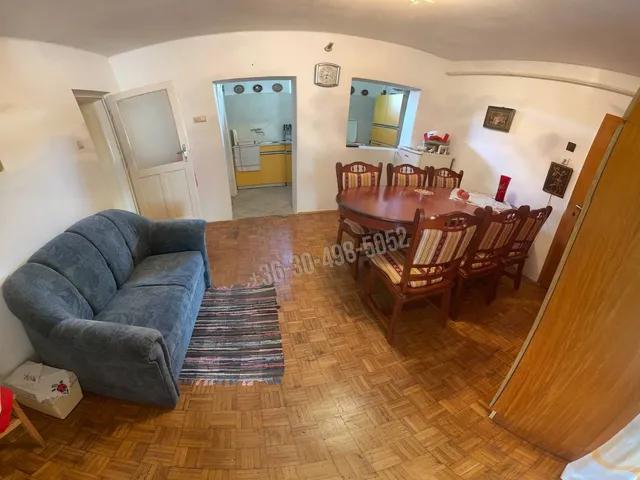 Eladó ház Szirmabesenyő 127 nm