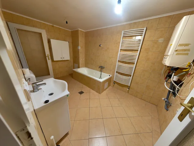 Eladó ház Nyékládháza 140 nm