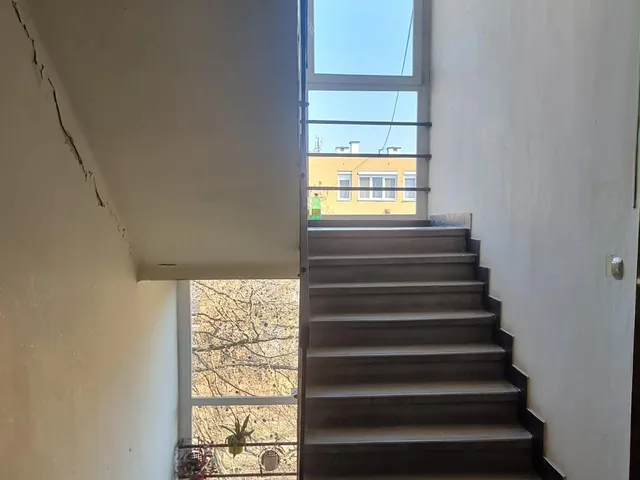 Eladó lakás Miskolc, Szentpéteri kapu 42 nm