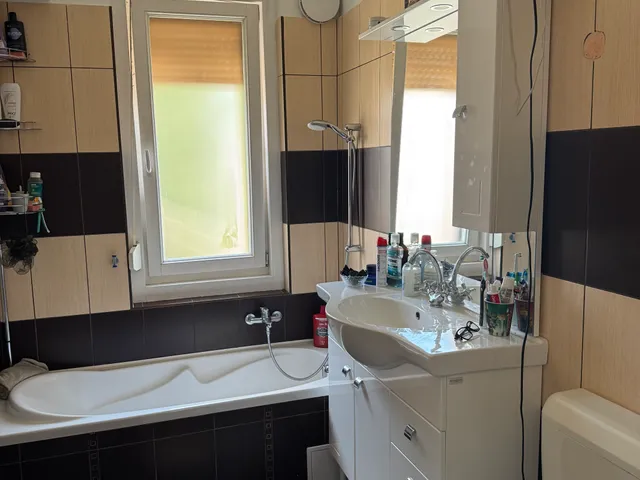 Eladó lakás Miskolc, Selyemrét 59 nm