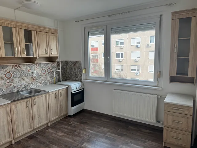 Eladó lakás Miskolc, Győri kapu, Thököly 49 nm