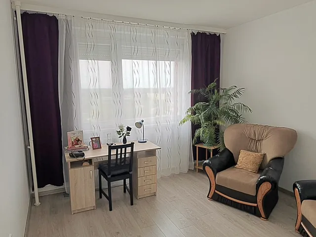 Eladó lakás Tiszaújváros 60 nm