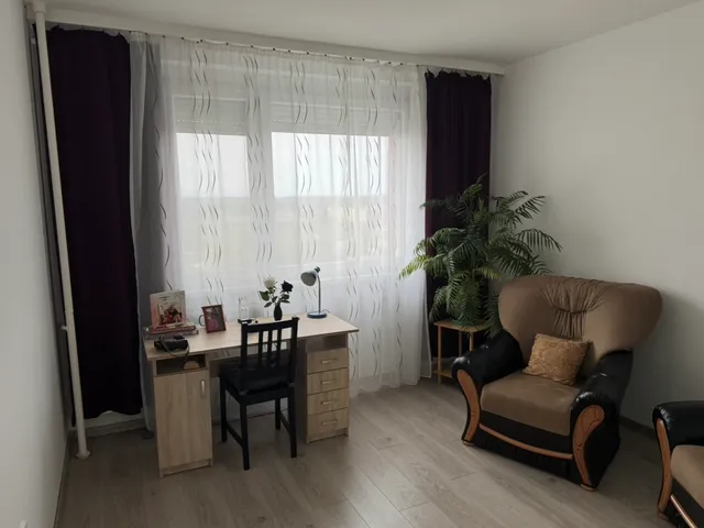 Eladó lakás Tiszaújváros 60 nm