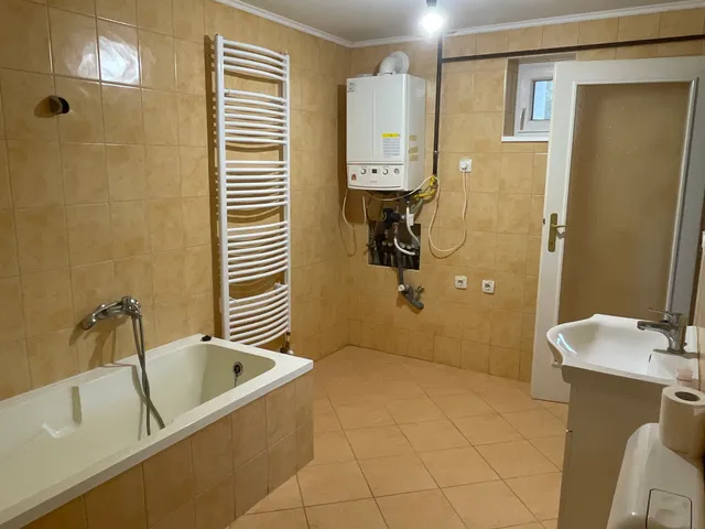 Eladó ház Nyékládháza 140 nm