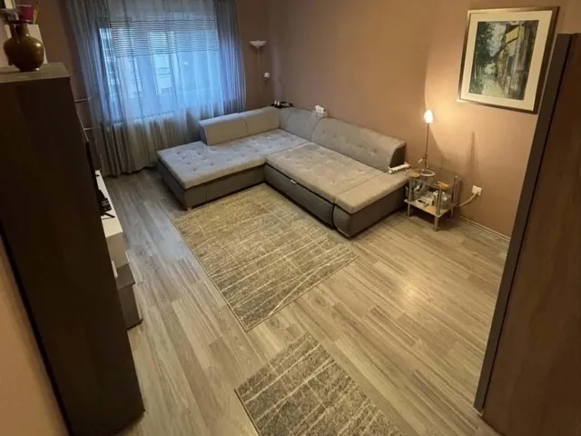 Eladó lakás Tiszaújváros, Mátyás király 63 nm