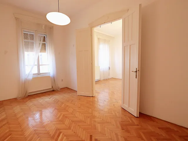 Eladó lakás Budapest II. kerület, Országút, Lövőház utca 74 nm