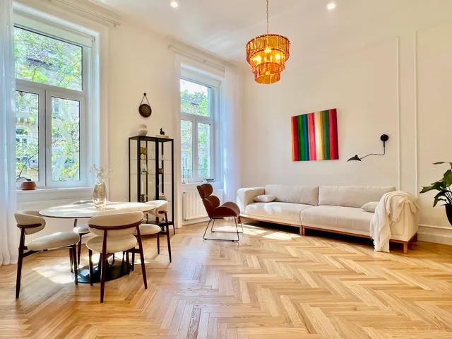 Eladó lakás Budapest VI. kerület, Nagykörúton belüli terület, Podmaniczky utca 82 nm