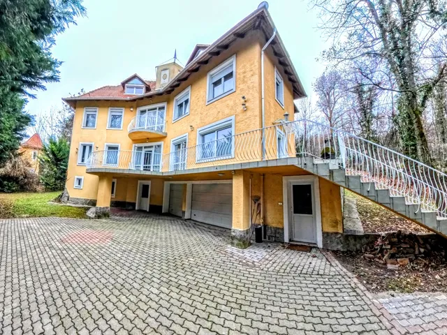 Kiadó ház Budapest II. kerület, Hárshegy 560 nm