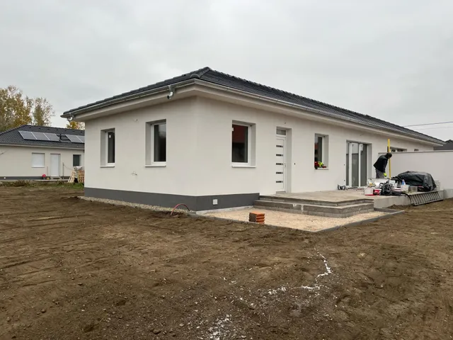 Eladó ház Helvécia 75 nm