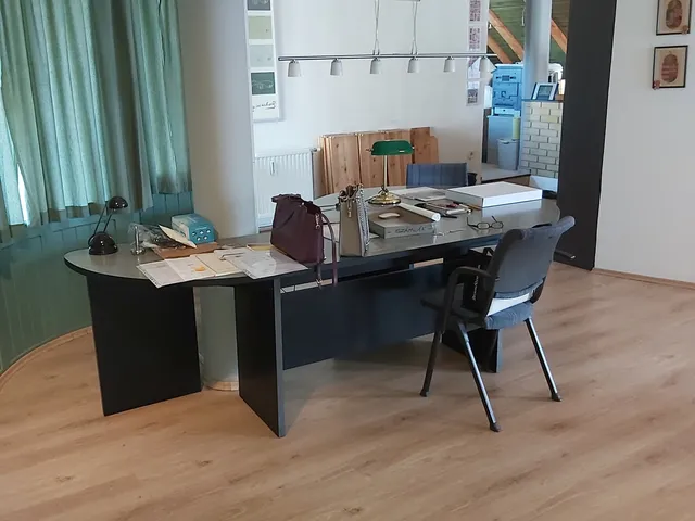 Eladó kereskedelmi és ipari ingatlan Kecskemét 85 nm
