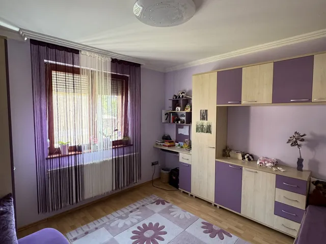 Eladó lakás Kecskemét, Hunyadiváros 58 nm