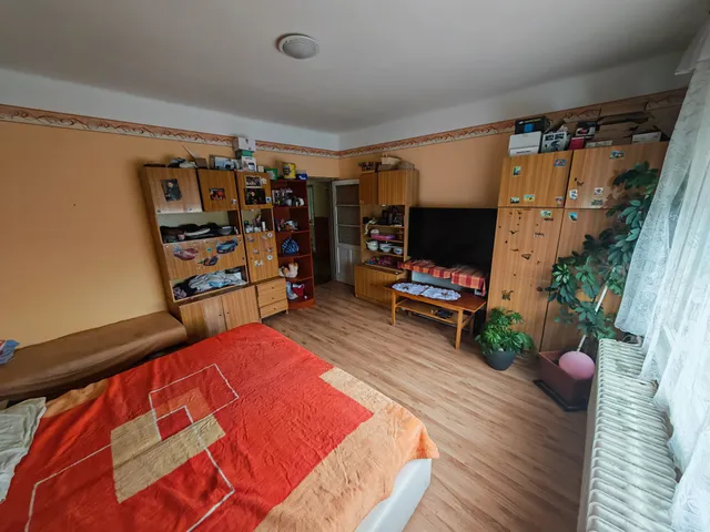 Eladó ház Gadány 180 nm