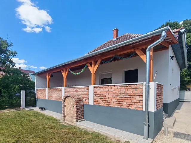 Eladó ház Csákány 65 nm