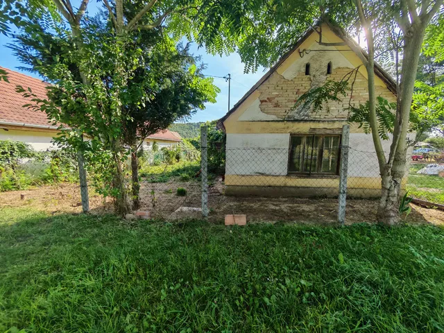 Eladó ház Kisberény 90 nm
