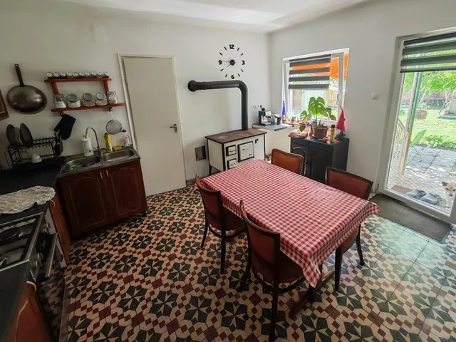 Eladó ház Szőkedencs 110 nm