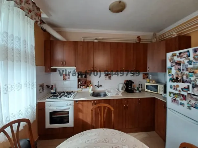 Eladó lakás Debrecen, Mikepércsi út 60 nm
