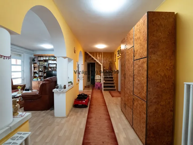 Eladó ház Debrecen 160 nm