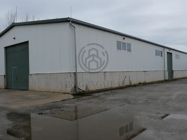 Eladó kereskedelmi és ipari ingatlan Hajdúszovát 1800 nm