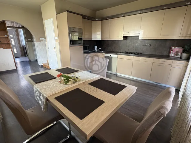 Eladó ház Debrecen 130 nm