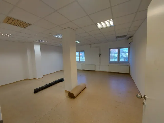 Kiadó kereskedelmi és ipari ingatlan Budapest XXIII. kerület, Soroksár 78 nm