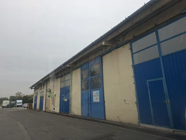 Kiadó kereskedelmi és ipari ingatlan Budapest XXIII. kerület, Orbán hegy 108 nm