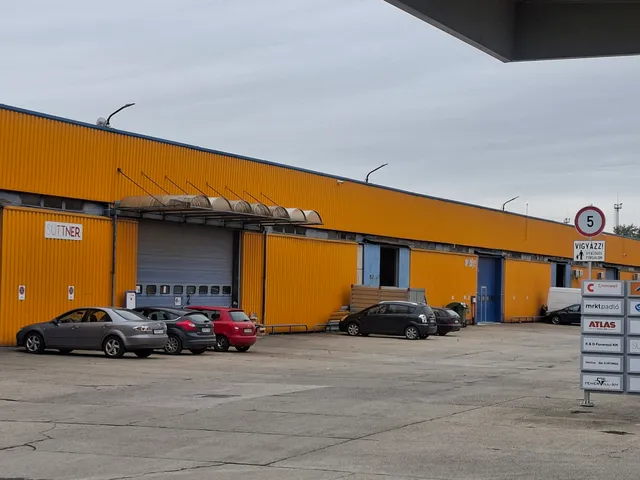 Kiadó kereskedelmi és ipari ingatlan Budapest XXIII. kerület, Orbán hegy 500 nm