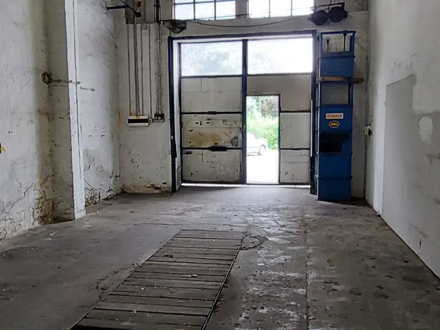 Kiadó kereskedelmi és ipari ingatlan Budapest XXIII. kerület, Orbán hegy 115 nm