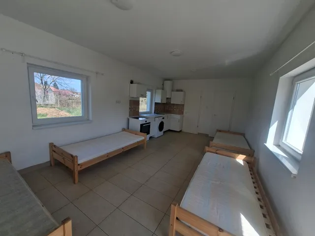 Kiadó ház Bag 160 nm