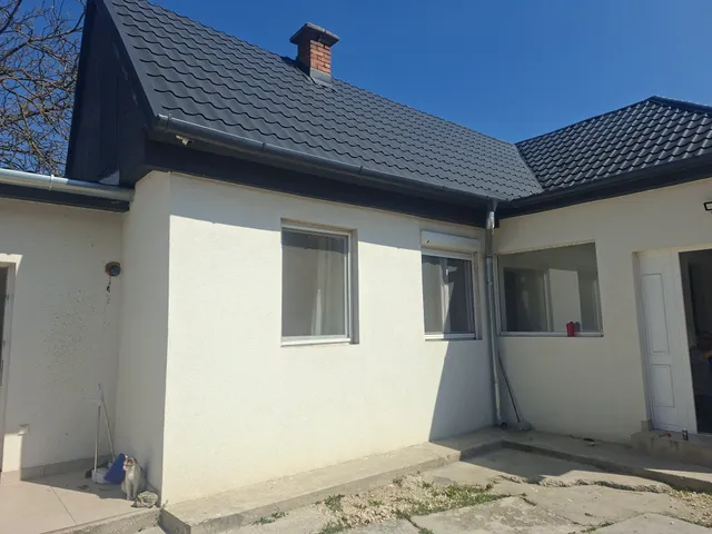 Kiadó ház Bag 160 nm